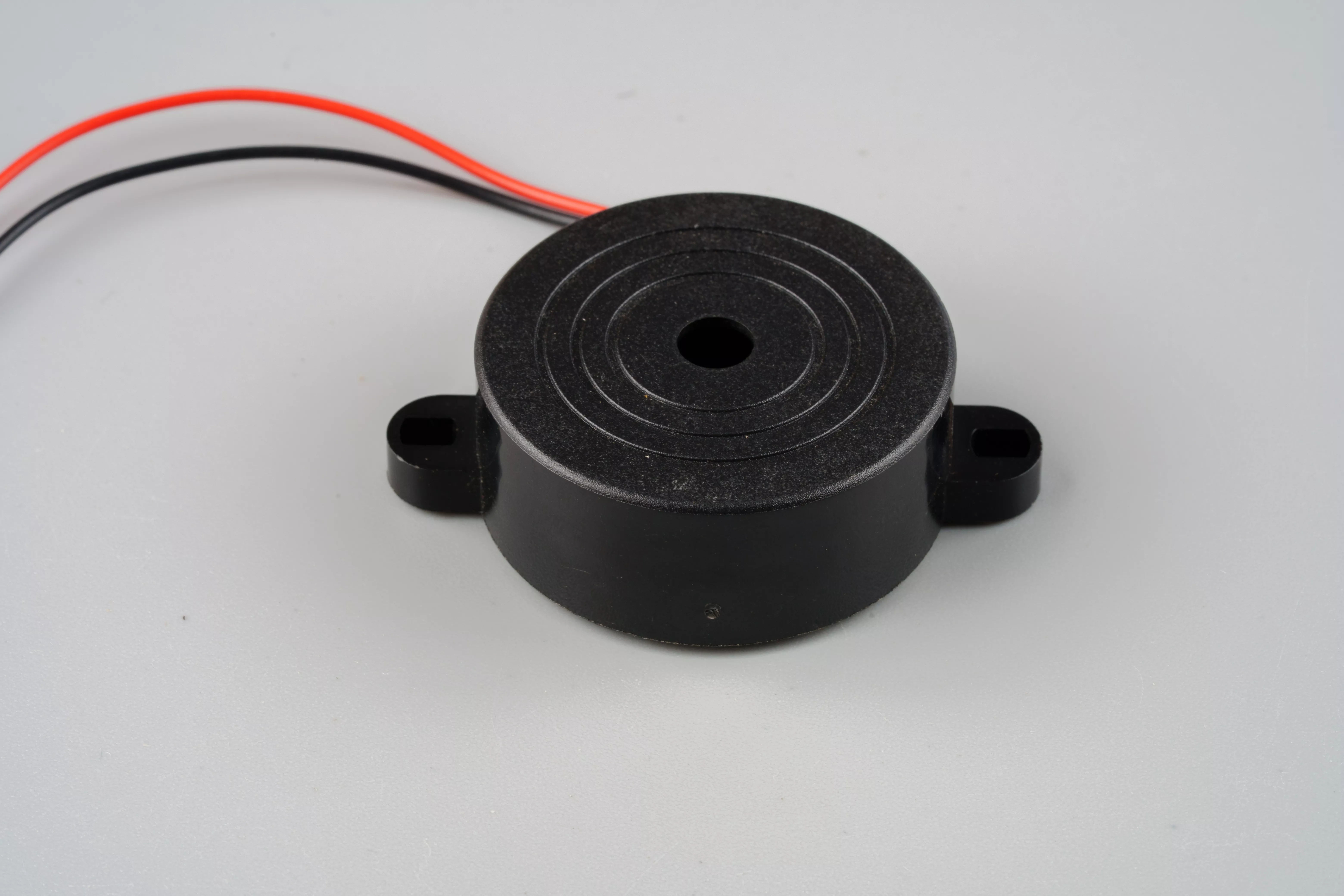 Comparing piezo and magnetic buzzer sourcing options